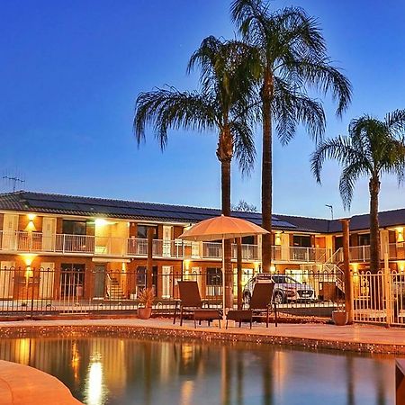 The Palms Dubbo Exterior foto
