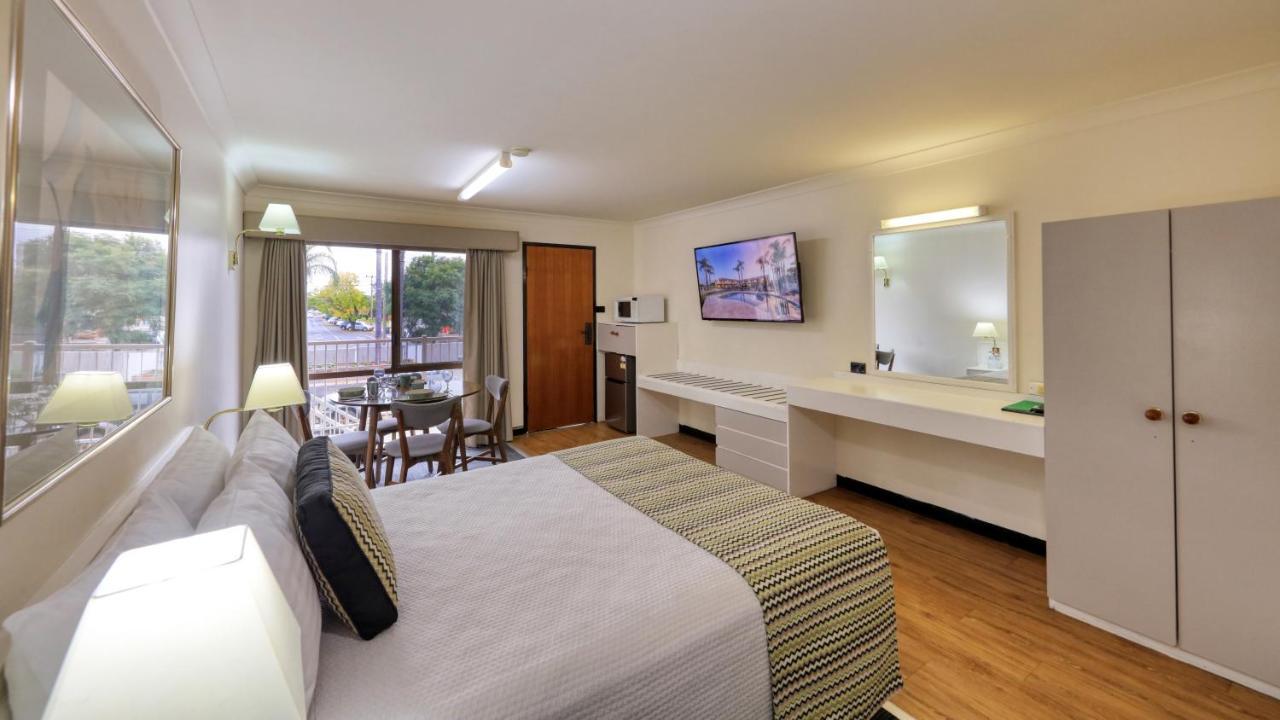 The Palms Dubbo Exterior foto