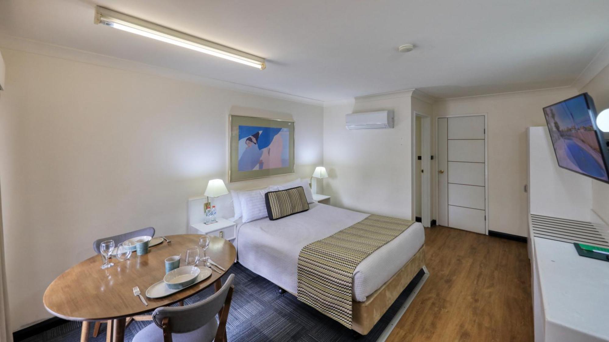 The Palms Dubbo Quarto foto