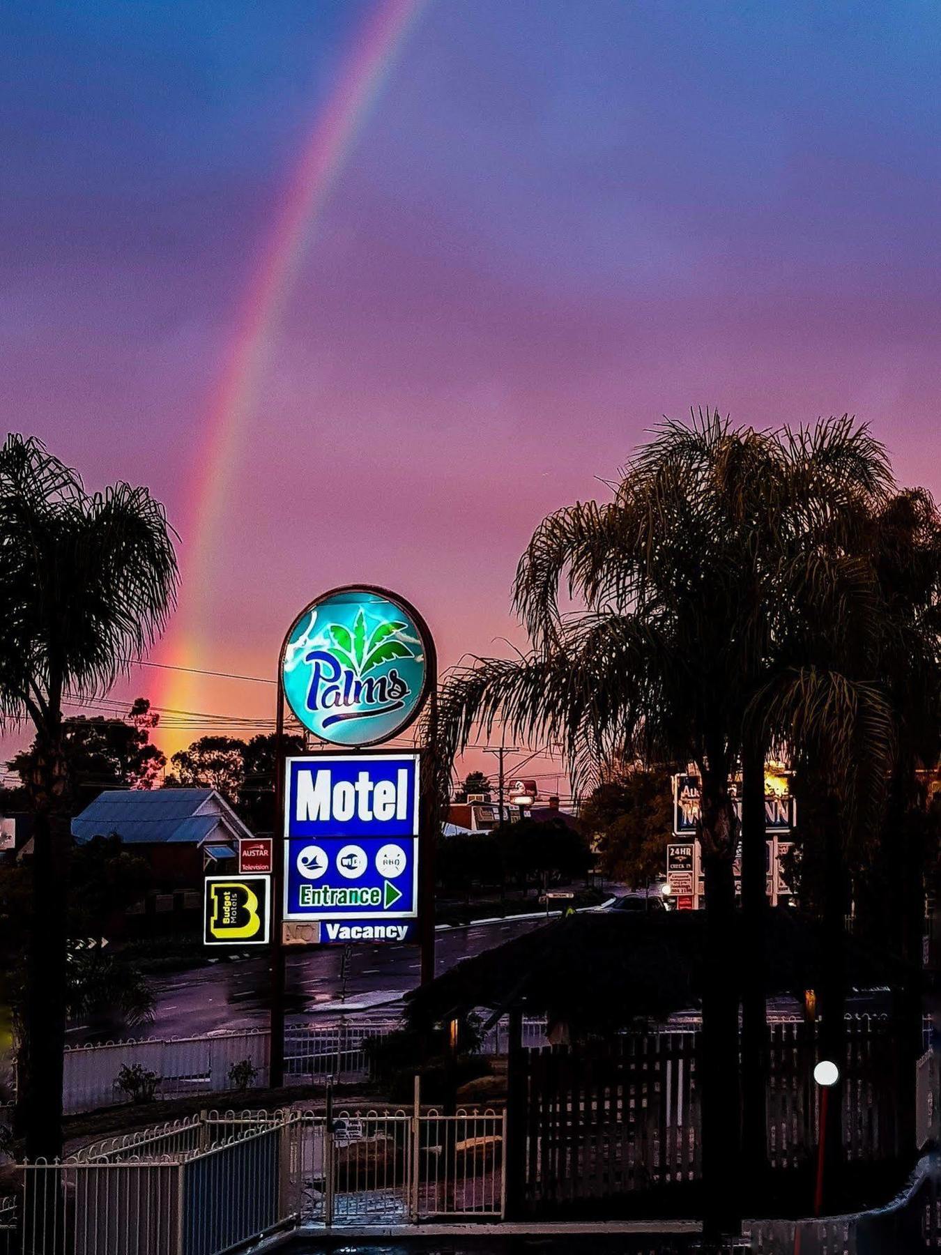 The Palms Dubbo Exterior foto